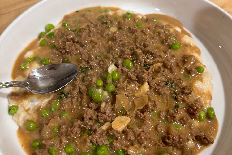 Healthy Hamburger Gravy with Cauliflower Mashed Potatoes